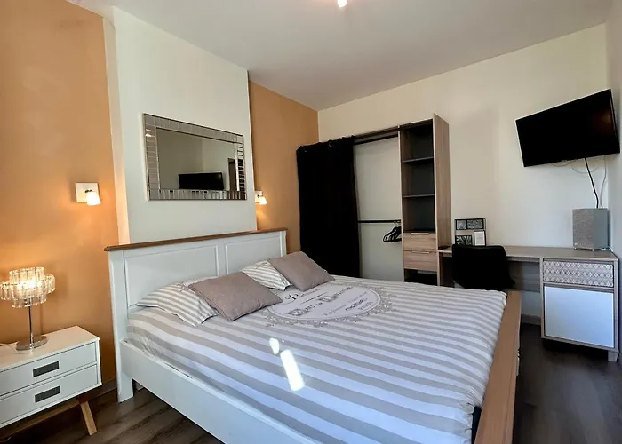 Residence Investar Appartement 4 Superbe T2 Meuble, Gare 10Mn A Pied
