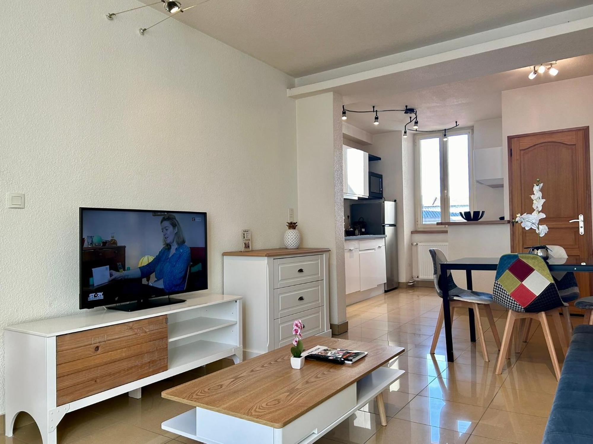 Apartment Investar 4 Superbe T2 Meuble, Gare 10mn A Pied *