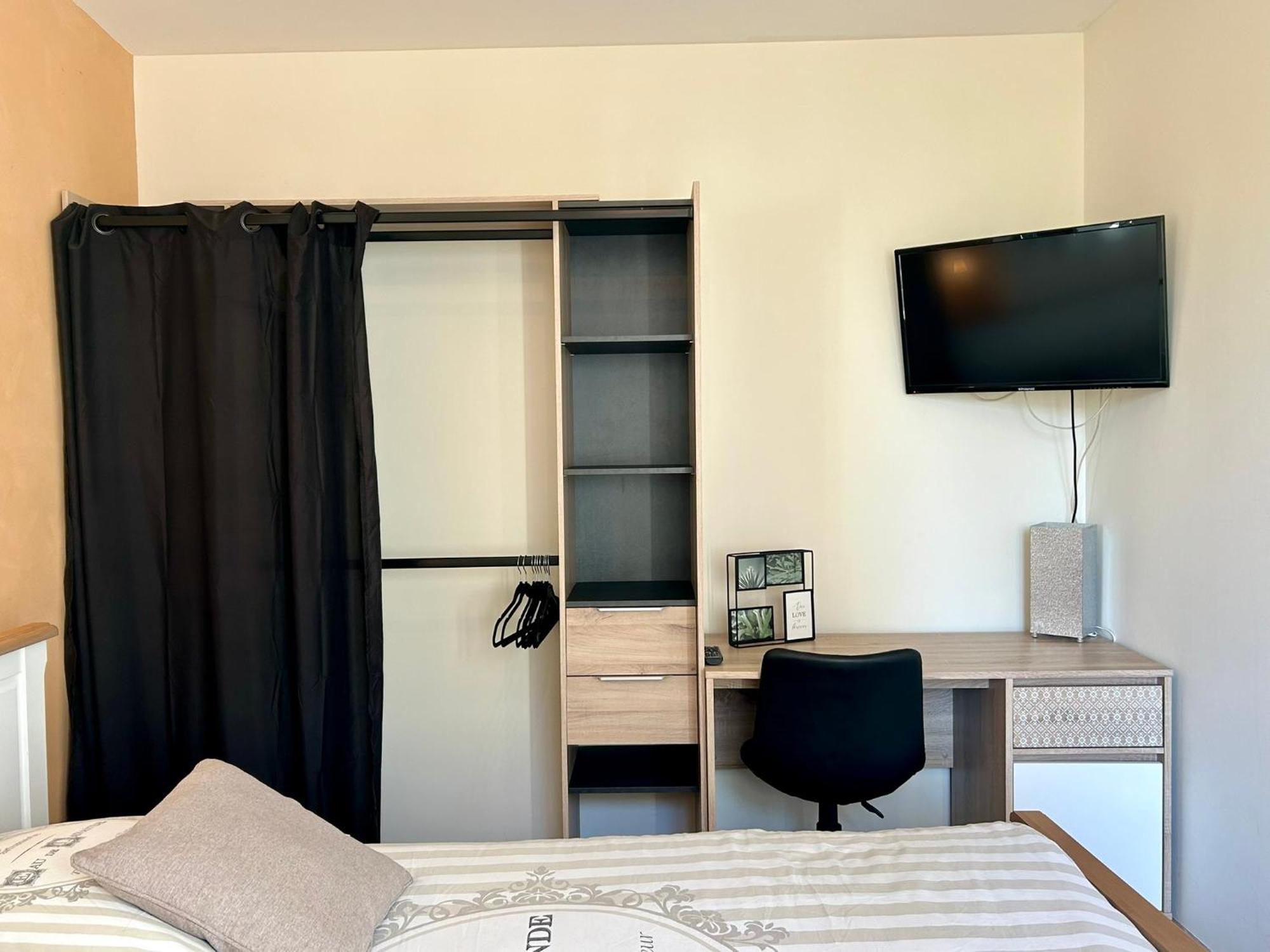 Investar 4 Superbe T2 Meuble, Gare 10mn A Pied Montlucon